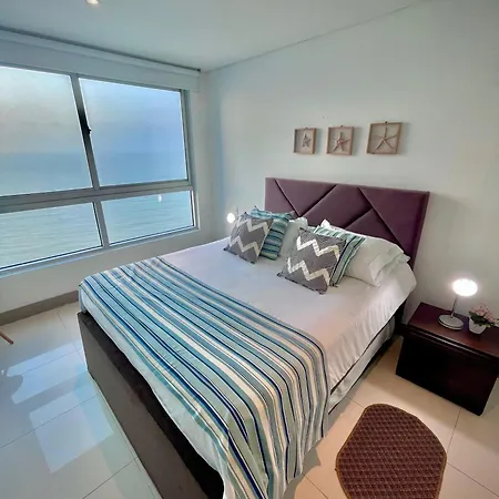 Beachfront 21 *